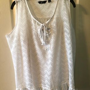 Sleveless blouse with cami